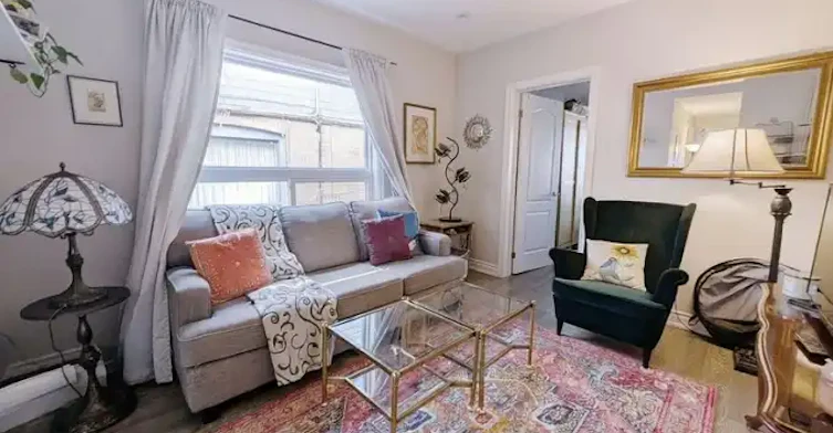 10 Dixon Avenue, Toronto, ON, M4L 1N3 - 6