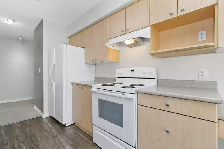 9473 Broadway, Chilliwack, BC, V2P 5T8 - 4