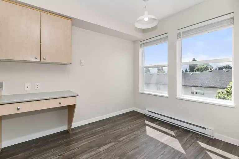 9473 Broadway, Chilliwack, BC, V2P 5T8 - 5