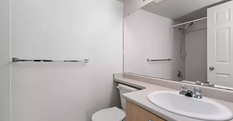 9473 Broadway, Chilliwack, BC, V2P 5T8 - 8
