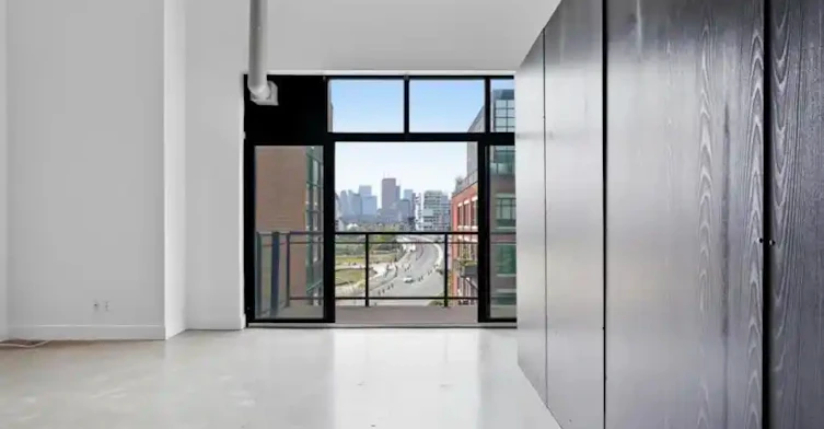 68 Broadview Avenue, Toronto, ON, M4M 2E6 - 6