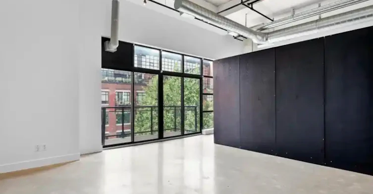 68 Broadview Avenue, Toronto, ON, M4M 2E6 - 4