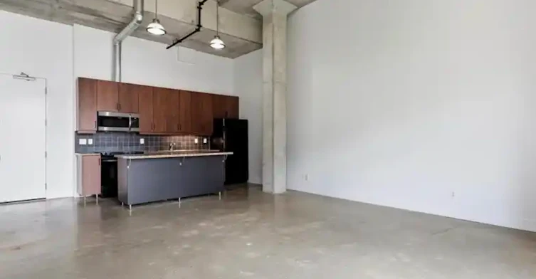68 Broadview Avenue, Toronto, ON, M4M 2E6 - 12