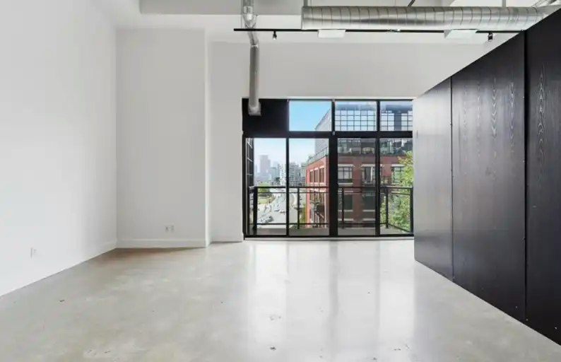 68 Broadview Avenue, Toronto, ON, M4M 2E6 - 3