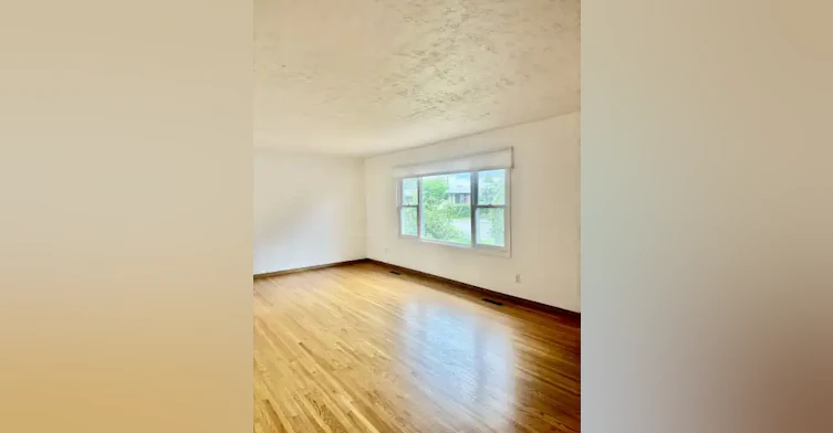 11427 44a Avenue Northwest, Edmonton, AB, T6J 1A1 - 3