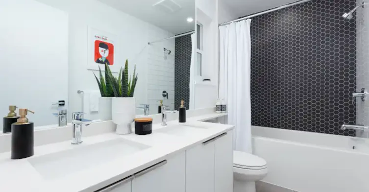 1368 East 8th Avenue, Vancouver, BC, V5N 1T2 - 14