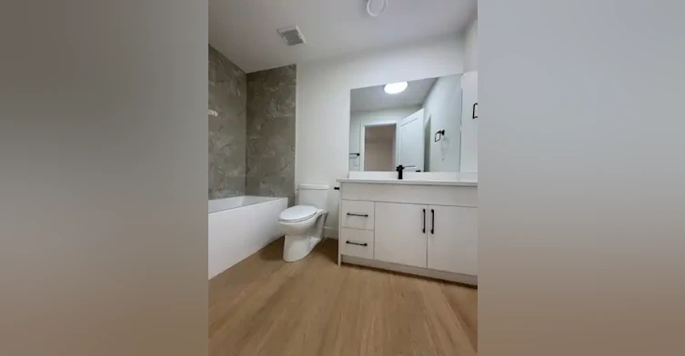 9844 155 Street Northwest, Edmonton, AB, T5P 2K9 - 9