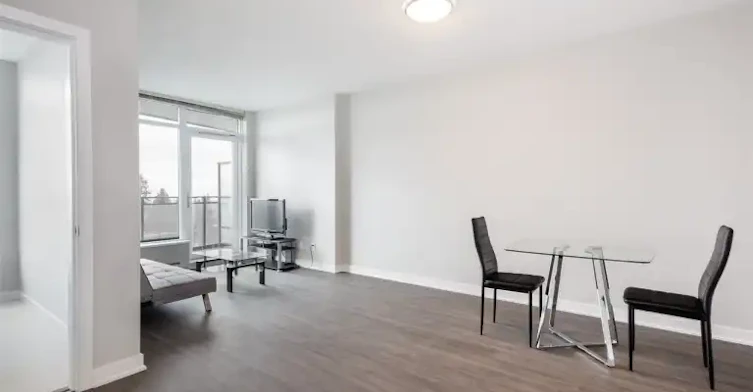4900 Lennox Lane, Burnaby, BC, V5H 0G9 - 7
