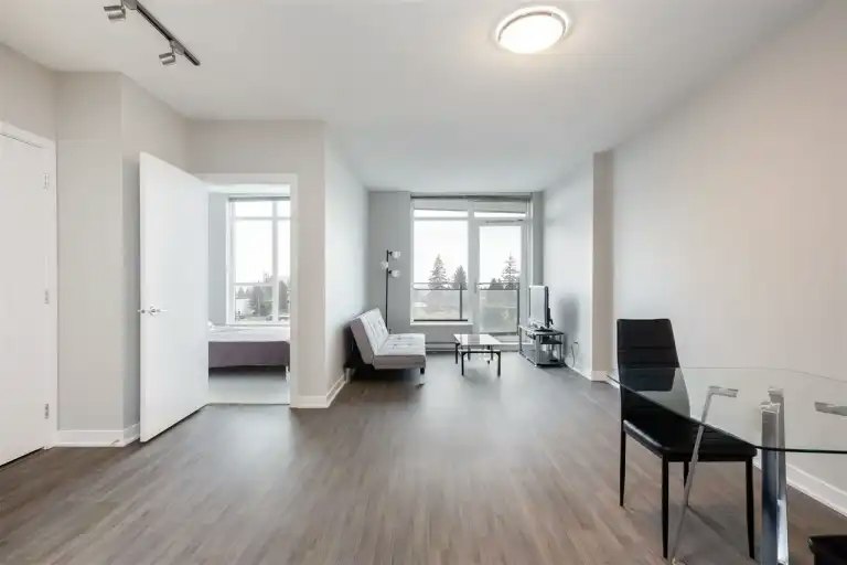 4900 Lennox Lane, Burnaby, BC, V5H 0G9 - 6