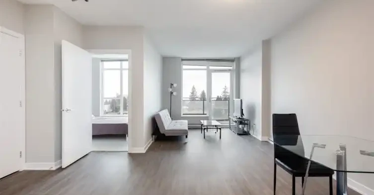 4900 Lennox Lane, Burnaby, BC, V5H 0G9 - 6