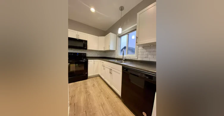 3395 Weidle Way Southwest, Edmonton, AB, T6X 1A3 - 10