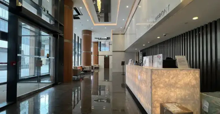 17 Bathurst Street, Toronto, ON, M5V 0N1 - 11