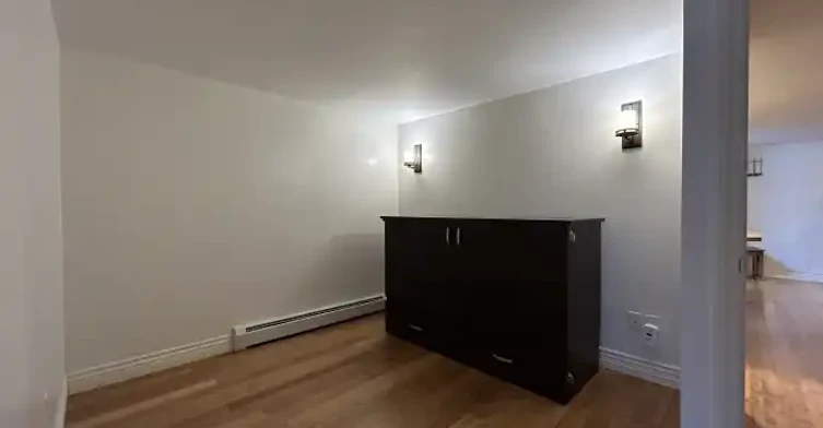 1088 Foster Street, Surrey, BC, V4B 1J2 - 8