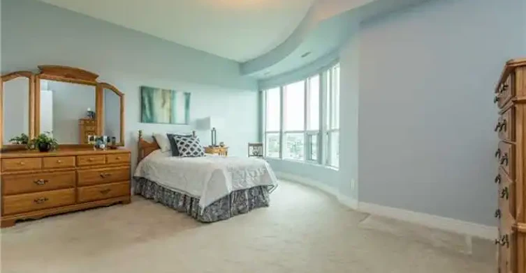 2 Toronto Street, Barrie, ON, L4N 9R2 - 2