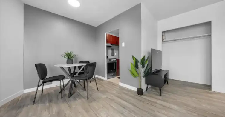 1160 Merivale Road, Ottawa, ON, K1Z 6B5 - 11