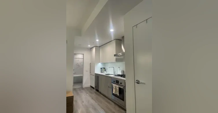 2060 Curling Road, North Vancouver, BC, V7P 0E1 - 2