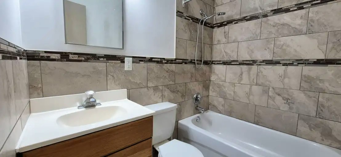 12 Delaware Avenue, Guelph, ON, N1E 3V4 - 6