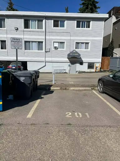 9725 82 Avenue Northwest, Edmonton, AB, T6E 1Y6 - 19