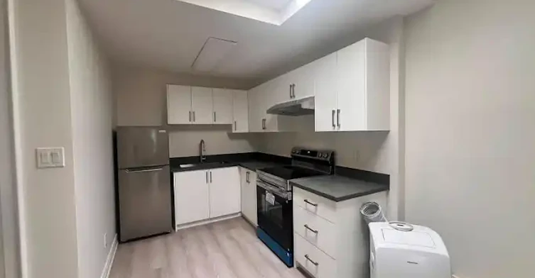 358 Danforth Avenue, Toronto, ON, M4K 1M0 - 7