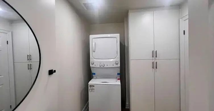 358 Danforth Avenue, Toronto, ON, M4K 1M0