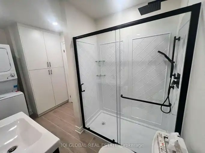 358 Danforth Avenue, Toronto, ON, M4K 1M0 - 10