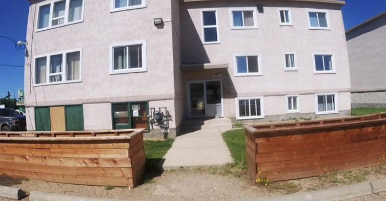 4821 52 Street, Red Deer, AB, T4N 2C6 - 2