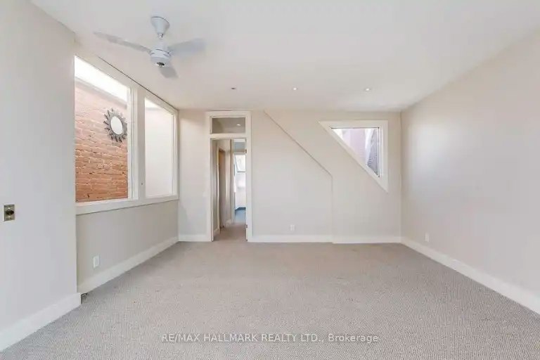 6 Prust Avenue, Toronto, ON, M4L 2M8 - 6