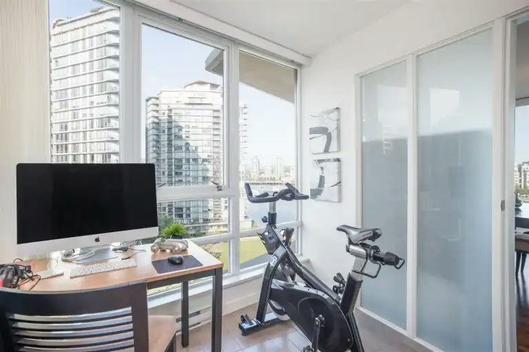 980 Cooperage Way, Vancouver, BC, V6B 0C3 - 10