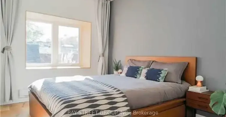 194 Major Street, Toronto, ON, M5S 2L3 - 6