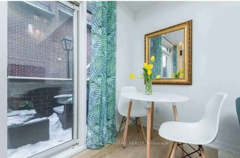 150 Broadview Avenue, Toronto, ON, M4M 0A9 - 8