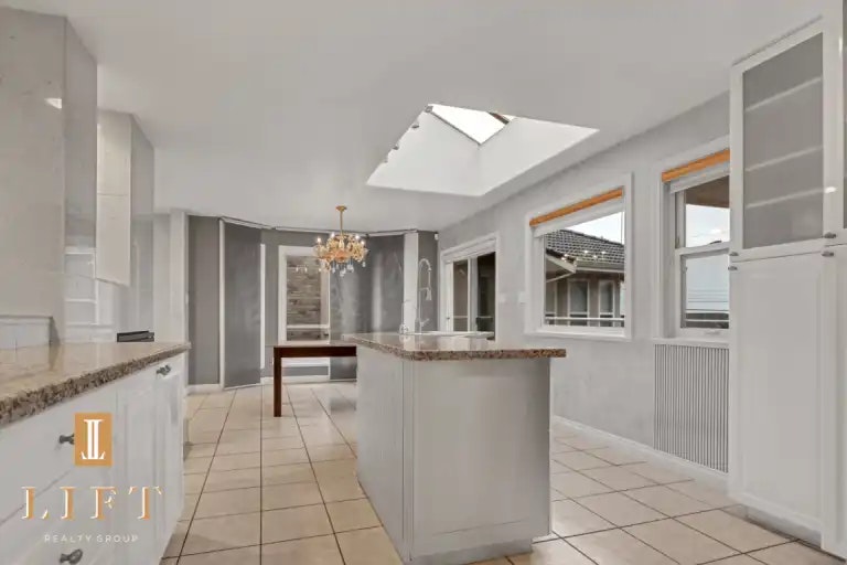 1768 Ocean Park Road, Surrey, BC, V4A 3L9 - 16