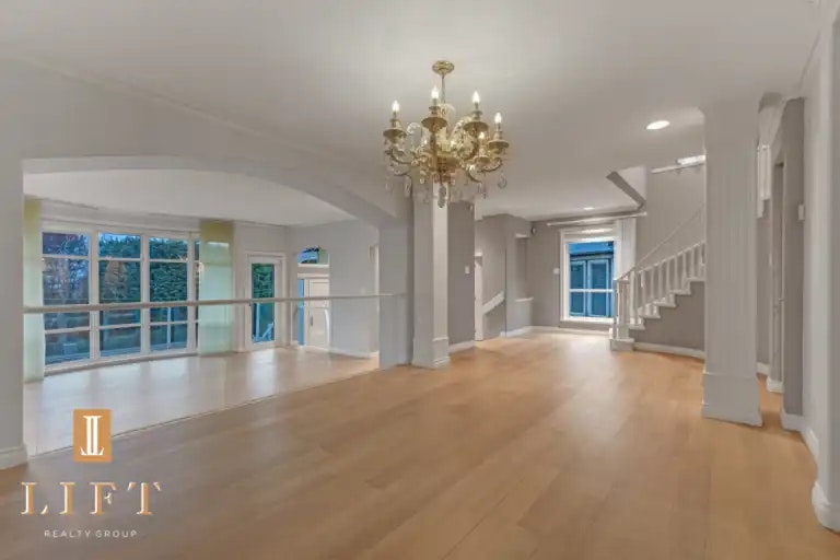 1768 Ocean Park Road, Surrey, BC, V4A 3L9 - 2
