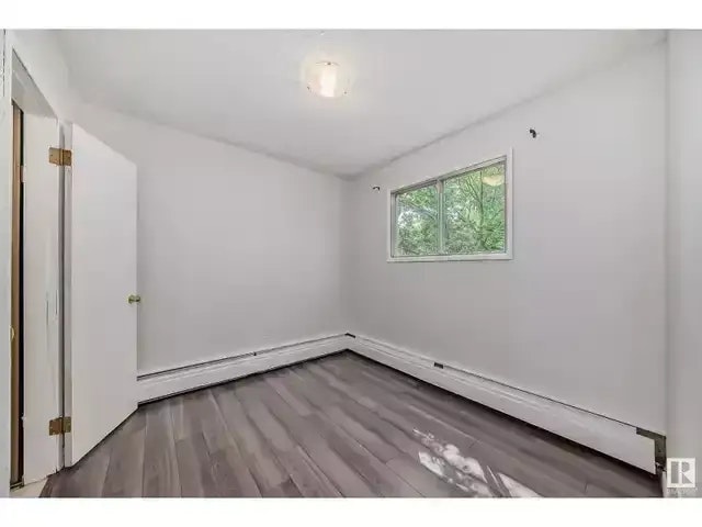 10953 74 Avenue, Edmonton, AB, T6G 0E5 - 14