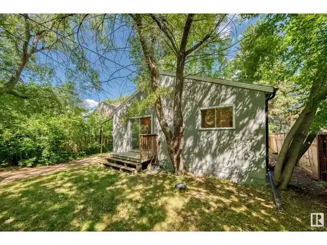 10953 74 Avenue, Edmonton, AB, T6G 0E5 - 20