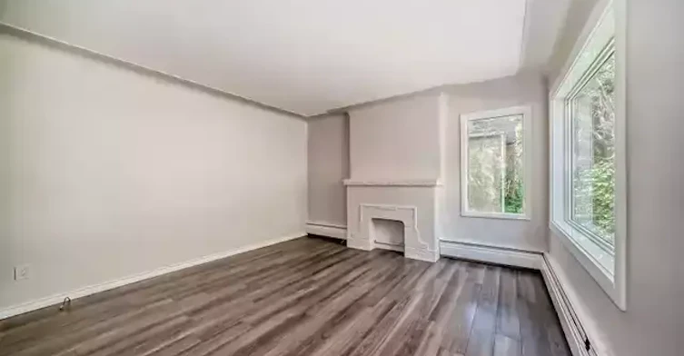 10953 74 Avenue, Edmonton, AB, T6G 0E5 - 3