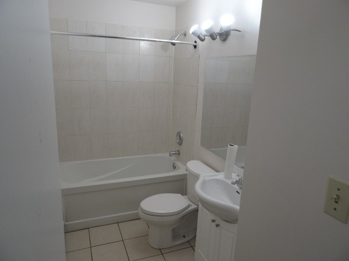 10953 74 Avenue, Edmonton, AB, T6G 0E5 - 7
