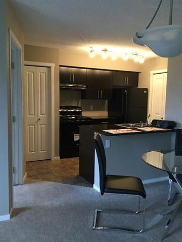 5816 Mullen Place Northwest, Edmonton, AB, T6R 0E1
