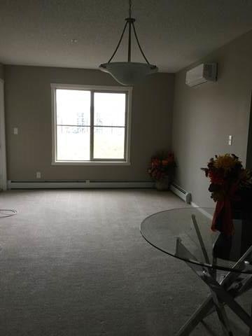 5816 Mullen Place Northwest, Edmonton, AB, T6R 0E1 - 2