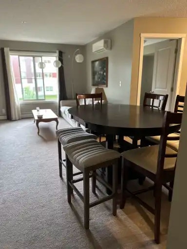 5816 Mullen Place Northwest, Edmonton, AB, T6R 0W3