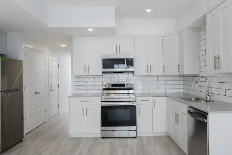 3409 119a Street Southwest, Edmonton, AB, T6W 4V3 - 4