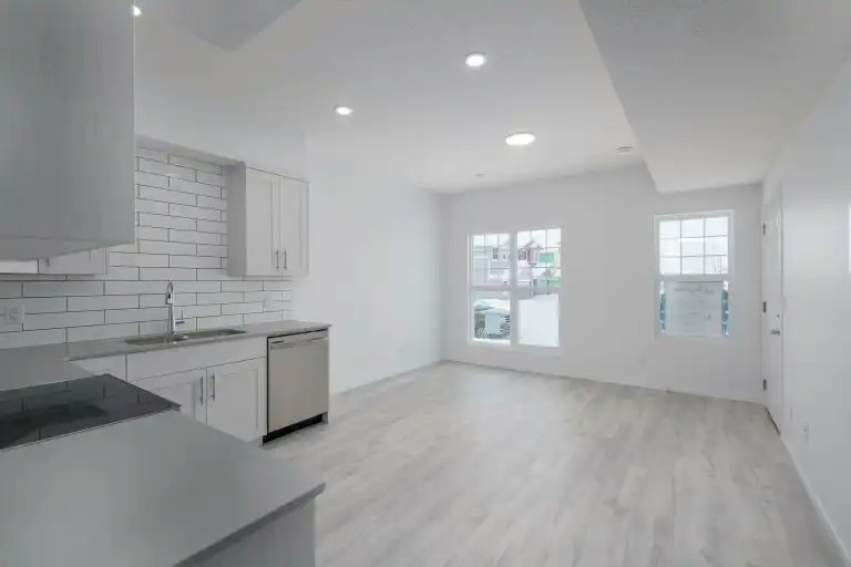 3409 119a Street Southwest, Edmonton, AB, T6W 4V3 - 6