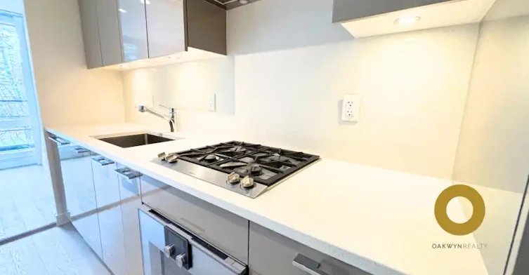 4488 Cambie Street, Vancouver, BC, V5Y 0M2 - 5