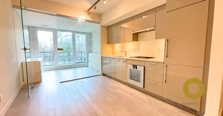 4488 Cambie Street, Vancouver, BC, V5Y 0M2 - 3