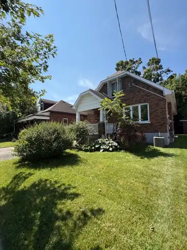 225 Mark Street, Peterborough, ON, K9H 1V1