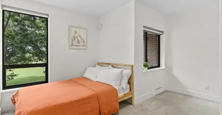 2688 Vine Street, Vancouver, BC, V6K 4T6 - 16