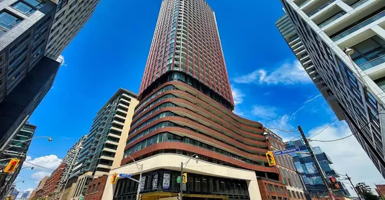 180 Front Street East, Toronto, ON, M5A 0A9 - 3