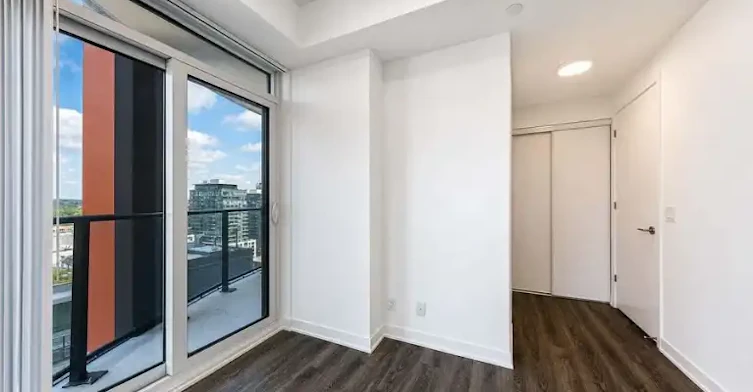 180 Front Street East, Toronto, ON, M5A 0A9 - 2