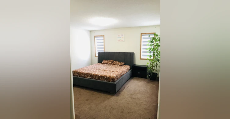 92 Golis Bay, Winnipeg, MB, R3W 0C9