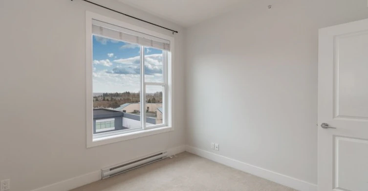 15956 86a Avenue, Surrey, BC, V4N 6N8 - 15
