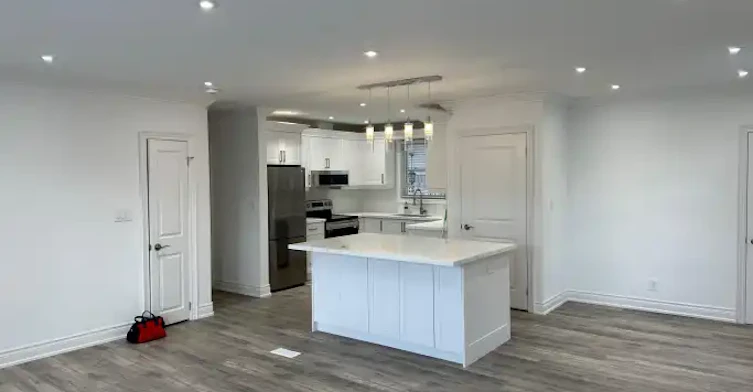 32 Blossom Lane, Hamilton, ON, L9C 2W6 - 3